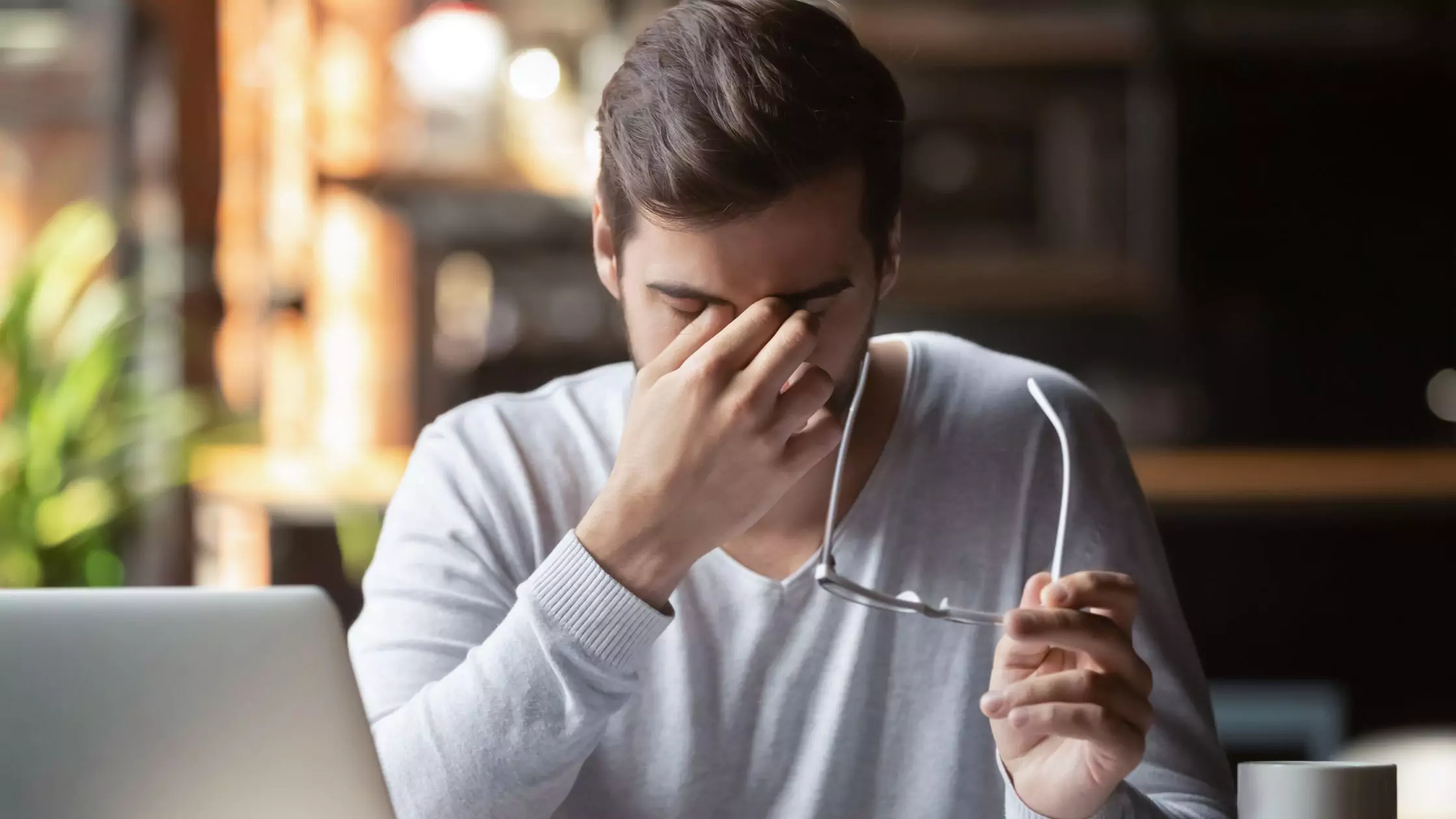 man with digital eye strain